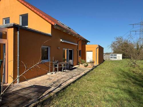 Seitenansicht - 7 Zimmer Einfamilienhaus zum Kaufen in Brühl