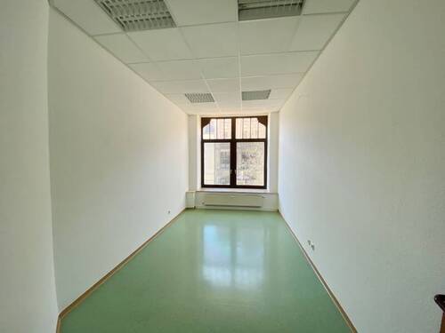 Raum 1 - Büro mit 166,40 m&sup2; in Plauen zur Miete