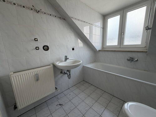 Modernes Badezimmer - 