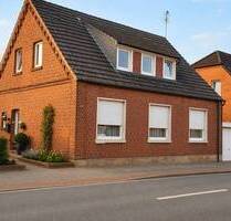 Zentral gelegenes Zweifamilienhaus mit Garage und Anbau - Emsdetten