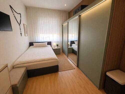 Gem&uuml;tliches Einzelschlafzimmer - Mehrfamilienhaus, Wohnhaus mit 169,00 m&sup2; in Emsdetten zum Kaufen