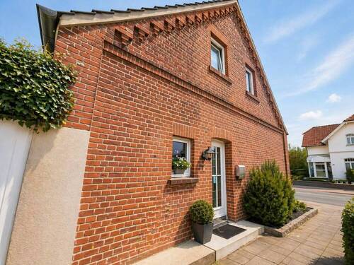 Hausfassade aus Backstein - 