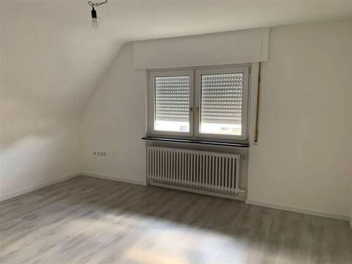 DG: Zimmer 3 - 