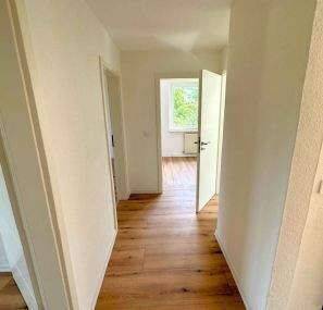 Flur.jpg - 3 Zimmer Etagenwohnung zum Kaufen in Langenweißbach