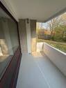 Balkon mit Blick ins Grüne - 