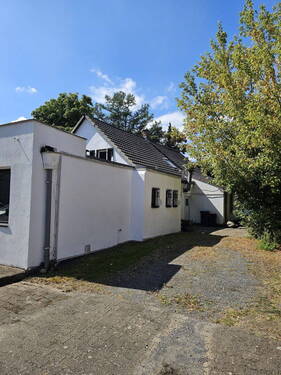Bild 1 - Attraktive Wohn Geschäftshaus Bau Grundstück