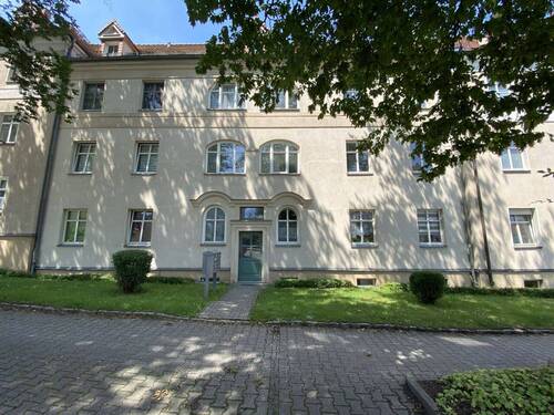 Ansicht Vorderseite - 2 Zimmer Etagenwohnung zur Miete in Zwickau