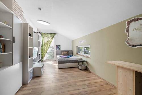 weiteres Kinderzimmer OG - 