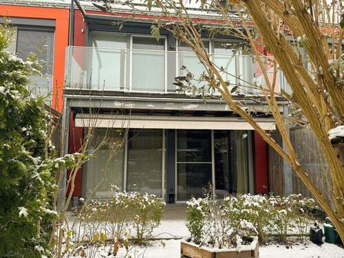 Bild 1 - Exclusives Effizienzhaus mit Seeblick