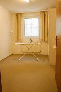 Bügelraum - Beispielmöbel - 