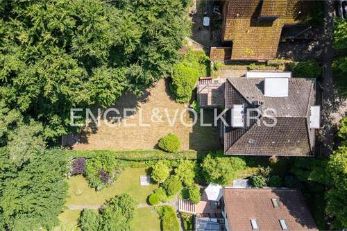 Vogelperspektive - 8 Zimmer Mehrfamilienhaus, Wohnhaus zum Kaufen in Hamburg