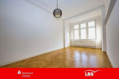 Wohnzimmer (möblierungsfrei visualisiert) - Top-sanierte 2 Zi-WE mit Aufzug