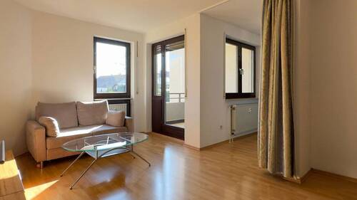 Zimmer - 1 Zimmer Etagenwohnung zum Kaufen in Schönaich