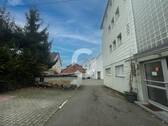 Innenhof - Mehrfamilienhaus, Wohnhaus mit 399,00 m² in Kornwestheim zum Kaufen