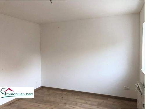 Schlafzimmer - Einfamilienhaus mit 141,00 m² in Mettlach-Weiten zum Kaufen