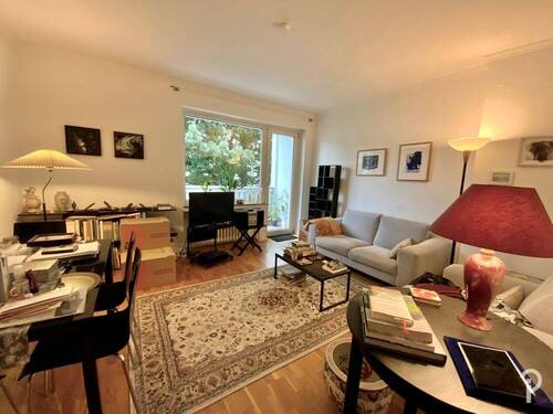 Wohnzimmer - 2 Zimmer Etagenwohnung zur Miete in Düsseldorf