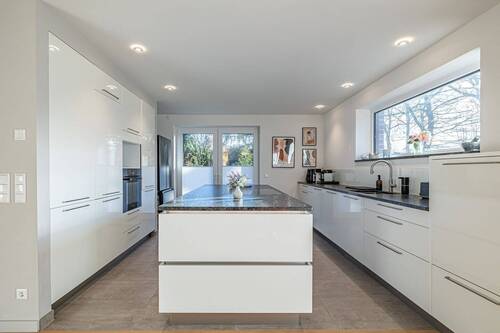 Erdgeschoss - offene Küchensituation - 