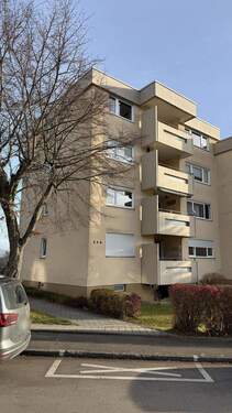 Außenansicht - Bezahlbares Wohnen mit Loggia in ruhiger Lage von Laiz