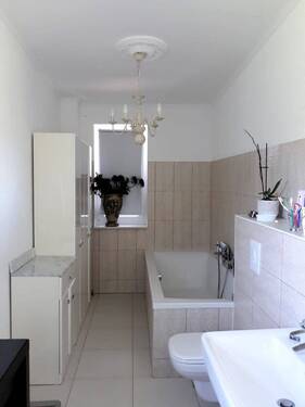 Bad - 5 Zimmer Einfamilienhaus in Schwerin