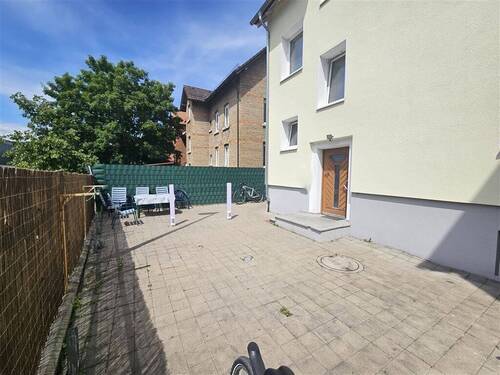 Freibereich - 8 Zimmer Mehrfamilienhaus, Wohnhaus in Heidenheim an der Brenz