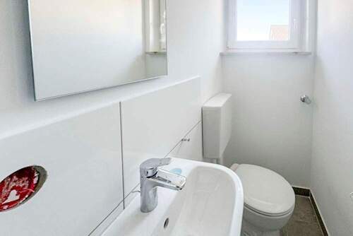 1.OG re. - Gäste-WC - 