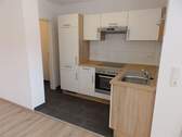 Whg. 3: offene Küche mit EBK - 