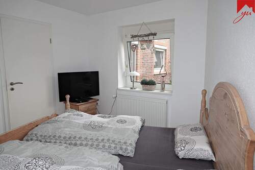 Whg. 1: Schlafzimmer Bild II - 