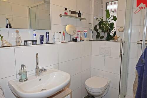 Whg. 1: Badezimmer Bild II - 