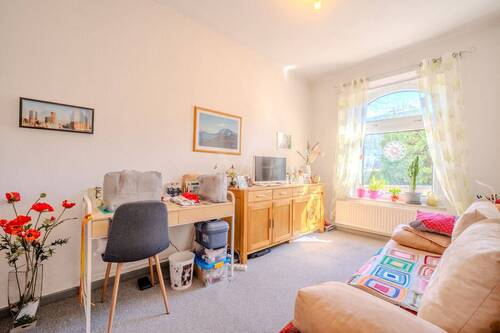  Arbeits-/Gästezimmer - 