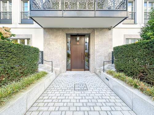 separater Hauseingang - 