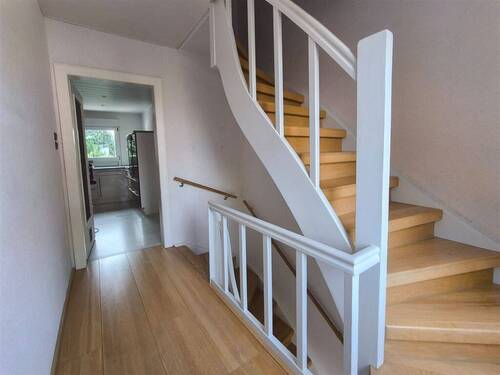 Treppe zum DG - 