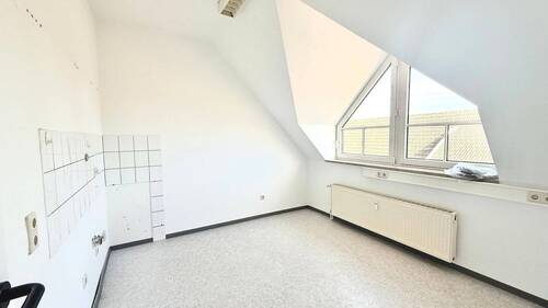 Helle Dachgeschoss-Einheit - Büro zur Miete in Bersenbrück