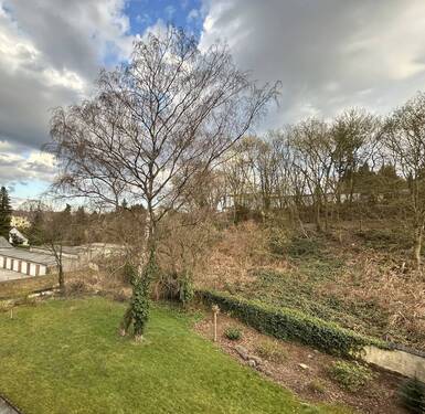 Ausbick vom Balkon - Etagenwohnung mit 92,00 m&sup2; in Wuppertal zum Kaufen