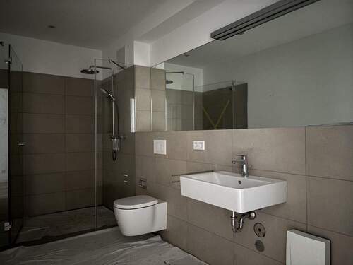 Badezimmer - Etagenwohnung mit 77,10 m&sup2; in Krefeld zur Miete