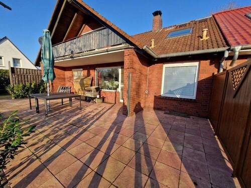 großzügige Terrasse - 