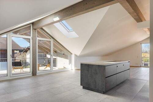 Wohnbereich - 3 Zimmer Etagenwohnung zum Kaufen in Irschenberg