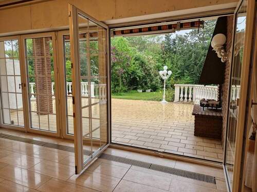 Ausgang zur Terrasse - 