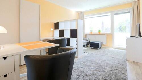 Wohnzimmer - 1 Zimmer Etagenwohnung in Berlin