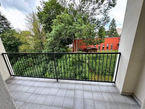 04balkon.jpg - Etagenwohnung mit 60,90 m² in Görlitz zur Miete