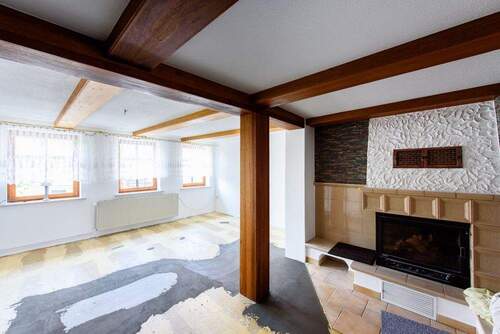 Wohnzimmer mit Kamin - 