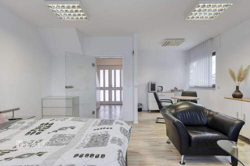 Blick auf Teeküche / Raum 1 - 