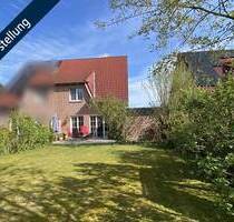 Wohnen, Arbeiten, Wohlfühlen - Vielseitige Doppelhaushälfte in Bestlage - Rhede / Krechting