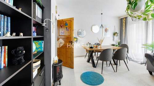 Wohnzimmer 2 - Schicke 3-Zimmer-Wohnung mit Balkon