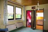 Zimmer im DG mit Toilette - 