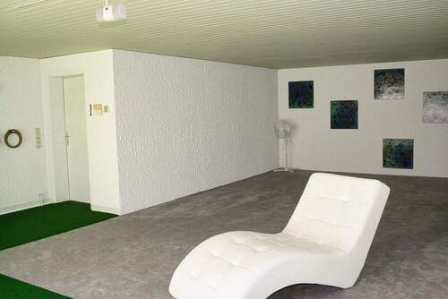 Ehemaliges Schwimmbad - 