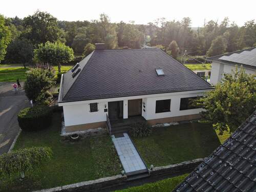 IMG_1675 - 7 Zimmer Einfamilienhaus in Platten