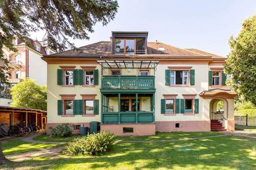 Außenansicht - 9 Zimmer Mehrfamilienhaus, Wohnhaus in Dresden