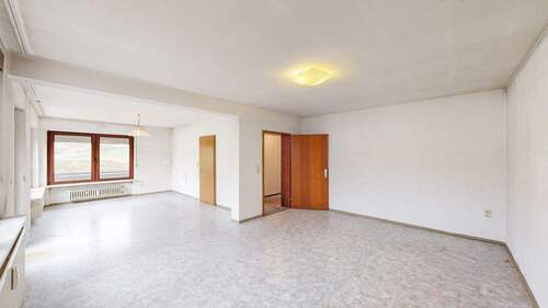 Wohn-/Essbereich im OG - 