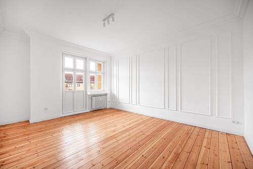 Wohnzimmer - 3 Zimmer Etagenwohnung zum Kaufen in Berlin