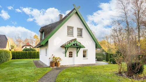 Außenansicht 1 - Ihr Rückzugsort an der Küste: Voll möbliertes Ferienhaus mit 3 Zimmern in ruhiger Lage auf Usedom